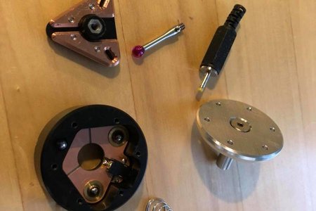 Centerable Edge Probe